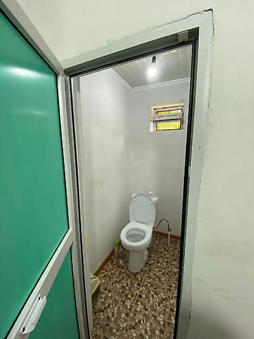 Продажа коттеджей и домов: 🏡 Продаётся дом с подвалом 📍 Бишкек, р-н Аламединский рынок 🛏️ — 5