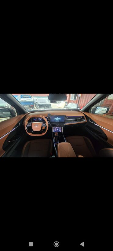 Roewe: Roewe : 2023 г., 1.5 л, Автомат, Бензин, Внедорожник — 2