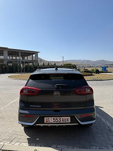 Kia: Kia Niro: 2017 г., 1.6 л, Автомат, Гибрид, Хэтчбэк — 4