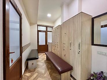 Аренда медицинских и массажных кабинетов: В жилом комплексе, 183 м², Долгосрочно — 14