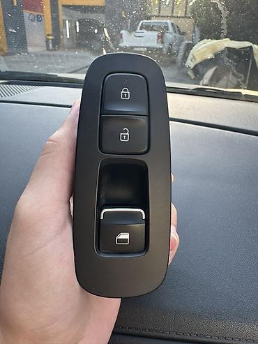 Düymələr: Hyundai sağ ön qapı üçün şüşə qaldırma və mərkəzi kilid idarəetmə — 1