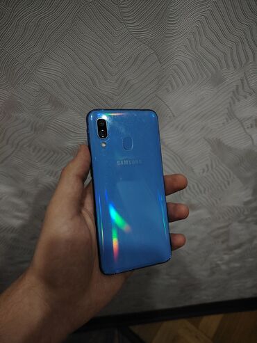 samsun a40: Samsung Galaxy A40, 64 GB, rəng - Mavi, Barmaq izi, Face ID, Sənədlərlə