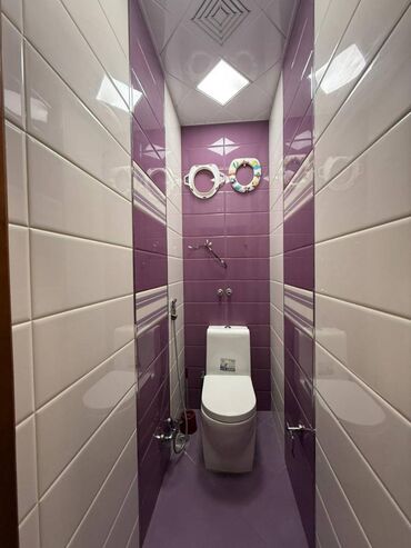 Uzunmüddətli kirayə mənzillər: Xaqlar metrosu yanınında mənzil kirayə verilir. Mərtəbə 16/14. Ümumi — 5