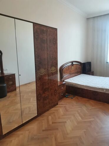 шкаф для стиральной машины в ванной: İkinəfərlik çarpayı, Dolab, Komod, Termo, Malayziya, İşlənmiş