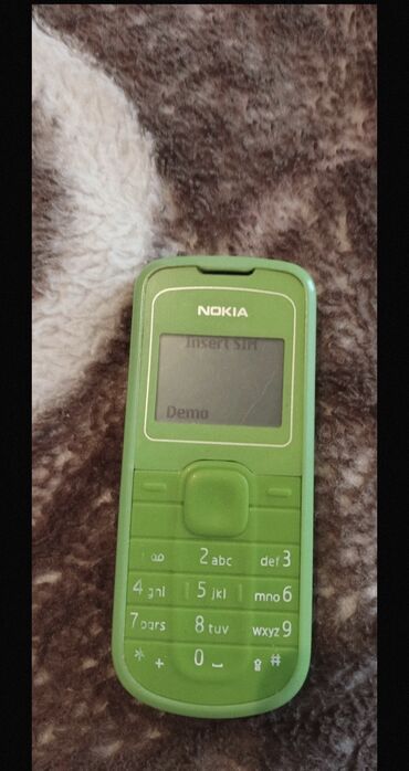 nokia 3560: Nokia 2 V Tella