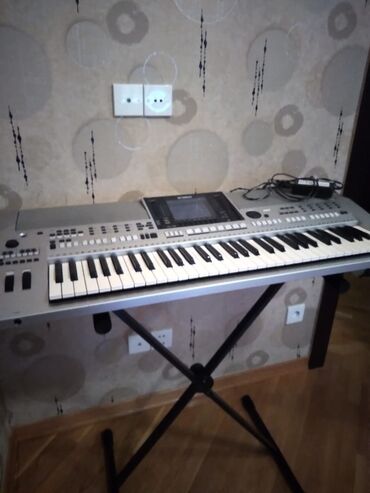 yamaha psr 2000: Sintezator, Yamaha, Yeni