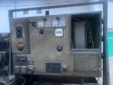 Generatorlar: GENERATOR satılır ( 3 silindrli 65 kva ). Çexoslovakiya — 6