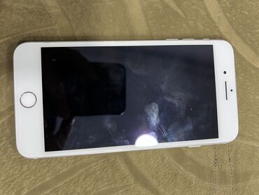 Apple iPhone: IPhone 8 Plus, Б/у, 64 ГБ, Белый, 80 %