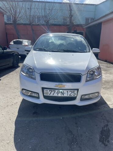 Chevrolet: 400 azn depozit .gündəlik 35 azn avtomat karopkadır.taxsi buraxılış