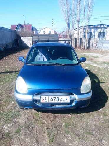 транспорт авто: Продается Daihatsu sirion 2000г