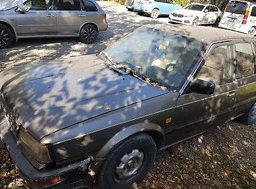 авто нисан: Nissan Bluebird: 1987 г., Механика, Бензин, Хэтчбэк — 9