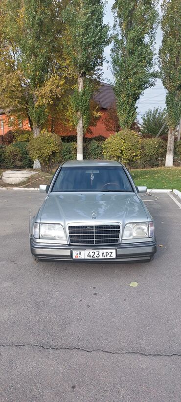 продаю номер авто: Mercedes-Benz E-Class: 1995 г., 2.2 л, Автомат, Бензин, Седан