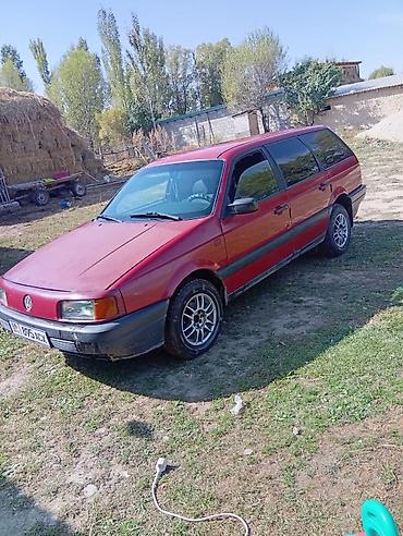 Volkswagen Passat: 1993 г., 1.8 л, Механика, Бензин, Универсал — 2