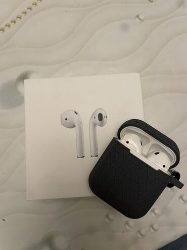 Qulaqcıqlar: İşlənmiş Simsiz (Bluetooth) Qulaqcıqlar, Apple, rəng - Ağ