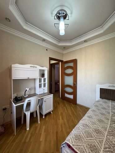 Köhnə tikili: Bakı, 28 May, 4 otaqlı, Köhnə tikili, m. İçərişəhər, 96 kv. m -da lalafo.az — 8 Köhnə tikili: Bakı, 28 May, 4 otaqlı, Köhnə tikili, m. İçərişəhər, 96 kv. m — 8