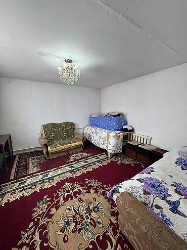 Продажа коттеджей и домов: ✨ Продаётся двухэтажный дом в с. Сокулук ✨ 🏡 Характеристики: • — 7