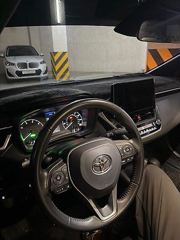 Продажа авто: Toyota Corolla: 2023 г., 1.8 л, Автомат, Гибрид, Седан — 4