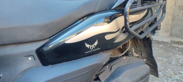 купить электромотоцикл в бишкеке: Макси-скутер Tank, 180 куб. см, Бензин, Б/у