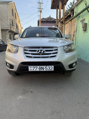 Hyundai Santa Fe: 2 l | 2010 il Ofrouder/SUV