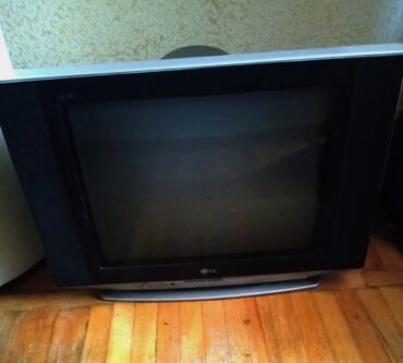 divarda televizor fiqurlari: İşlənmiş Televizor LG 54"