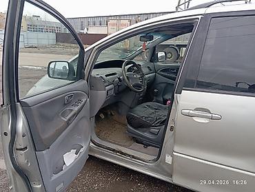 Toyota: Toyota Previa: 2003 г., 2 л, Механика, Дизель, Минивэн — 4