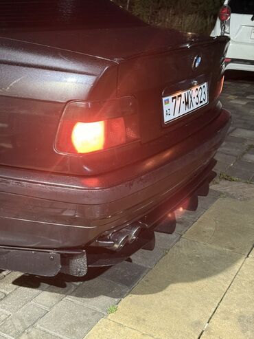 BMW: BMW 3 series: 2 l | 1994 il Sedan — 15