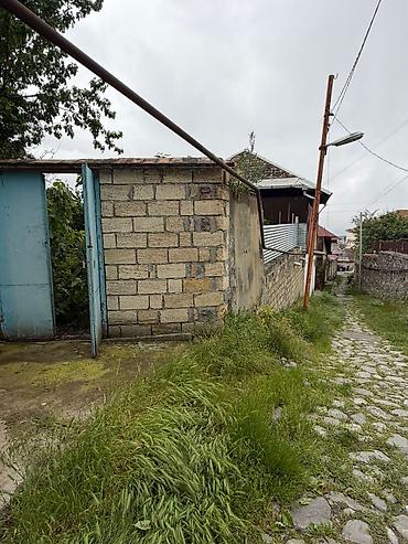 Bağ evlərinin satışı: Şəki, 82 kv. m, 3 otaqlı, Hovuzsuz, Su — 1