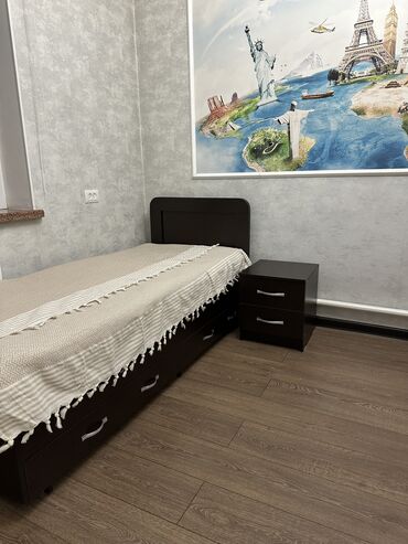 новый спальный гарнитур: Спальный гарнитур, Односпальная кровать, Шкаф, Тумба, Новый