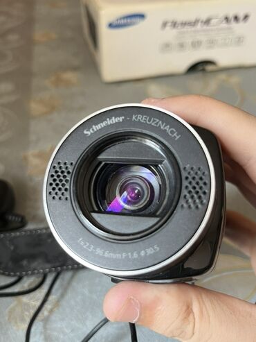 samsung 30: Schneider-KREUZNACH linzalı bu rəqəmsal kamera ilə yüksək keyfiyyətli