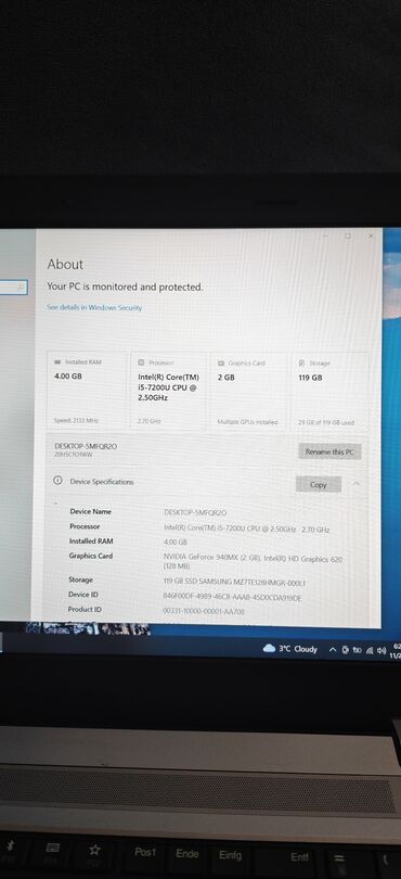 Lenovo: Intel Core i5, 15.6 " — 9