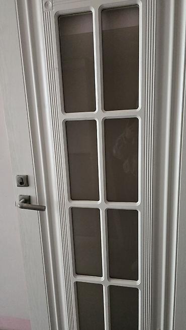 Arakəsmə qapılar: Qapi az istifade olunub. ara divarı açdıqımıza görə qapıya ehtiyac — 1
