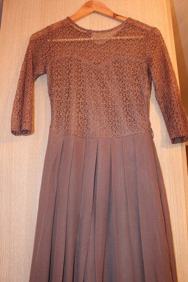 коричневые платья: M, цвет - Коричневый
