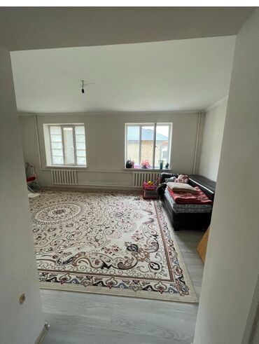 Продажа комнат: Продается просторный двух этажный дом. Район Дордой Тендик 5.5 сотых — 4