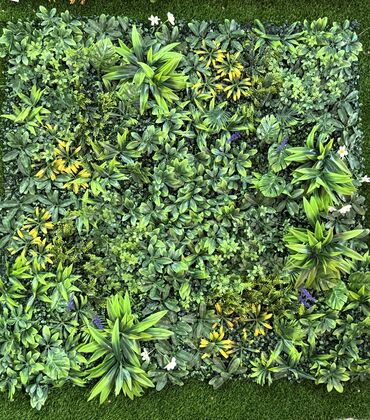 Güzgülər: Güzgü Divar üçün — 14