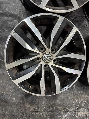 5112: Литые Диски R 17 Volkswagen, Комплект, отверстий - 5, Б/у — 5