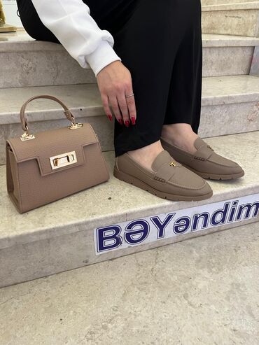 Ayaqqabılar: Kişi və qadın üçün müxtəlif üslubda komfort ayaqqabılar kolleksiyası — 21