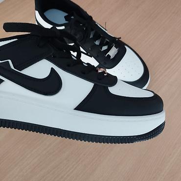 nike tech fleese: Кроссовки в классической чёрно‑белой расцветке. Абсолютно новые❤️❤️❤️ — 10