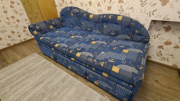 диван из палет: Диван раскладной, б/у. 220 × 85, в раздвижном 220 × 145. встроенный