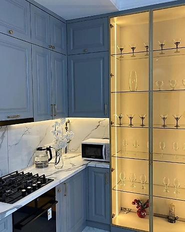 Sifarişlə mətbəx mebeli: Sifarişlə mətbəx dəsti, Özü çəkən petlələr, Mat laminat, Kredit yoxdur, Pulsuz çatdırılma, Rayonlara çatdırılma — 5