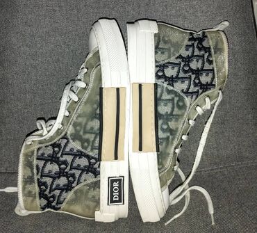 Women's Sneakers and athletic shoes: 37.5 na lalafo.rs — 11 Women's Sneakers and athletic shoes: 37.5 — 11