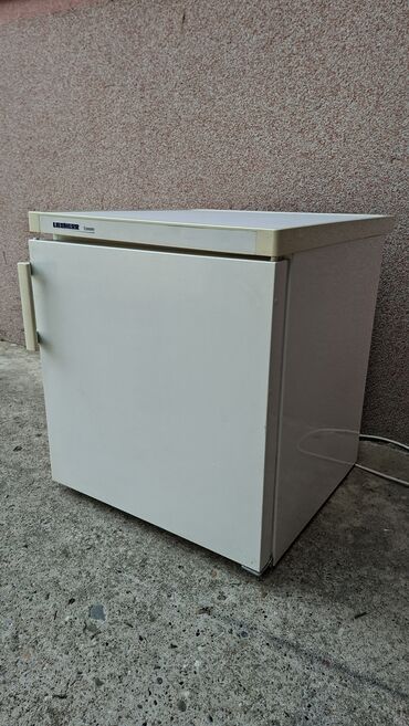 Frižideri: Liebherr Economy – mini frižider - Kompaktan stoni model sa jednom — 4