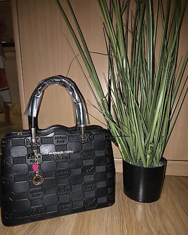 Modni rančevi: GUESS LOUISS VUITTON MICHAEL KORS. Elegantne damske torbe – crna — 3