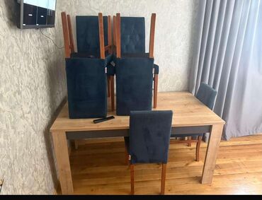Professional sobalar: Qonaq otağı üçün, İşlənmiş, Kvadrat masa, 6 stul