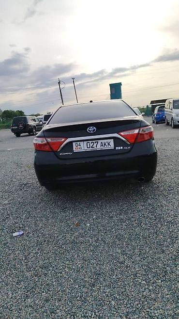 mini kuper: Toyota Camry: 2017 г., Гибрид, Седан — 9