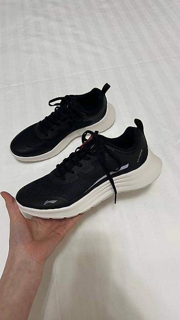обувь drop: Продаются кроссовки Li-Ning. В наличии две модели: **Модель 1 — 1