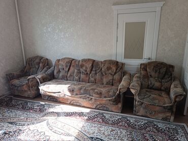 американская мебель: Прямой диван, цвет - Коричневый, Б/у