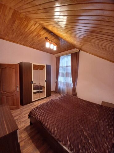 Günlük kirayə evlər: 200 kv. m, 5 otaqlı, Artezian quyusu, Kanalizasiya, Kombi — 7