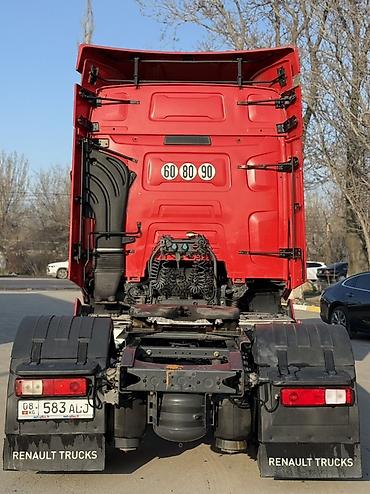 Тягачи: Тягач, Renault, 2016 г., Без прицепа — 9