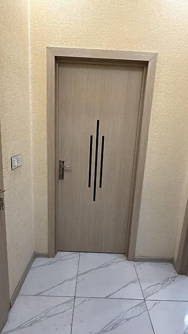 3 ədəd qapı. İkisi 80×2 biri 70×2 ölçüdə. Hər biri 50 azn. Ünvan