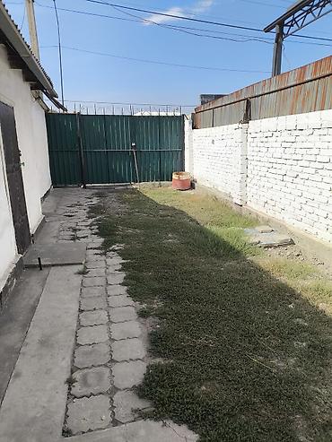 Продажа коттеджей и домов: Продаётся частный дом с дворовой территорией и хозяйственными — 4